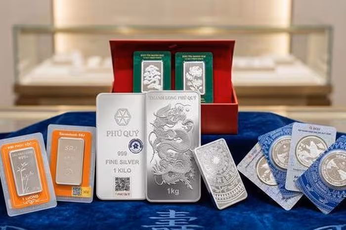 Kinh doanh bạc tích trữ: Cuộc đua tiềm lực của những "gã khổng lồ"