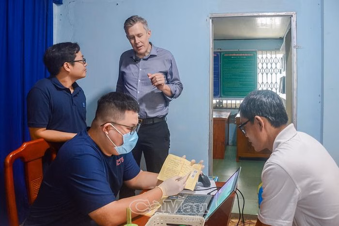 Hoạt động khảo sát thực địa của các chuyên gia nước ngoài nhằm nâng cao hiệu quả dự án ACT5.