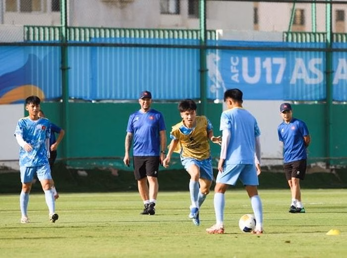 U17 Việt Nam sở hữu sự tự tin và nền tảng kỹ thuật tốt trước khi đối đầu với đối thủ Tây Á. Ảnh: VFF