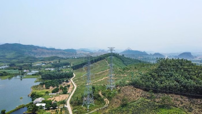 Hệ sinh thái đa dạng với núi rừng và hang động là lợi thế tuyệt đối để phát triển du lịch trải nghiệm tại Khe Nhòi.