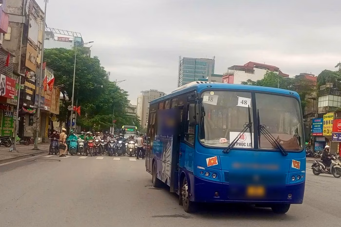 Hiện trường vụ va chạm cho thấy mức độ nghiêm trọng của sự cố. Ảnh: Công an cung cấp