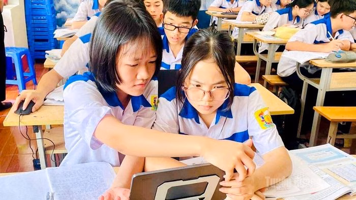 Sự tập trung cao độ của học sinh trường THCS Lý Tự Trọng trong các buổi ôn tập nước rút cho môn Khoa học tự nhiên.