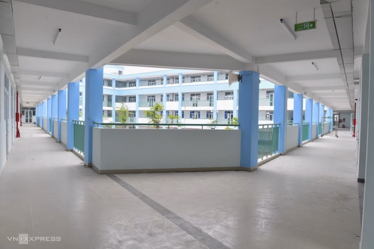 Kiến trúc khối nhà 3 tầng của Trường Tiểu học Trần Đại Nghĩa