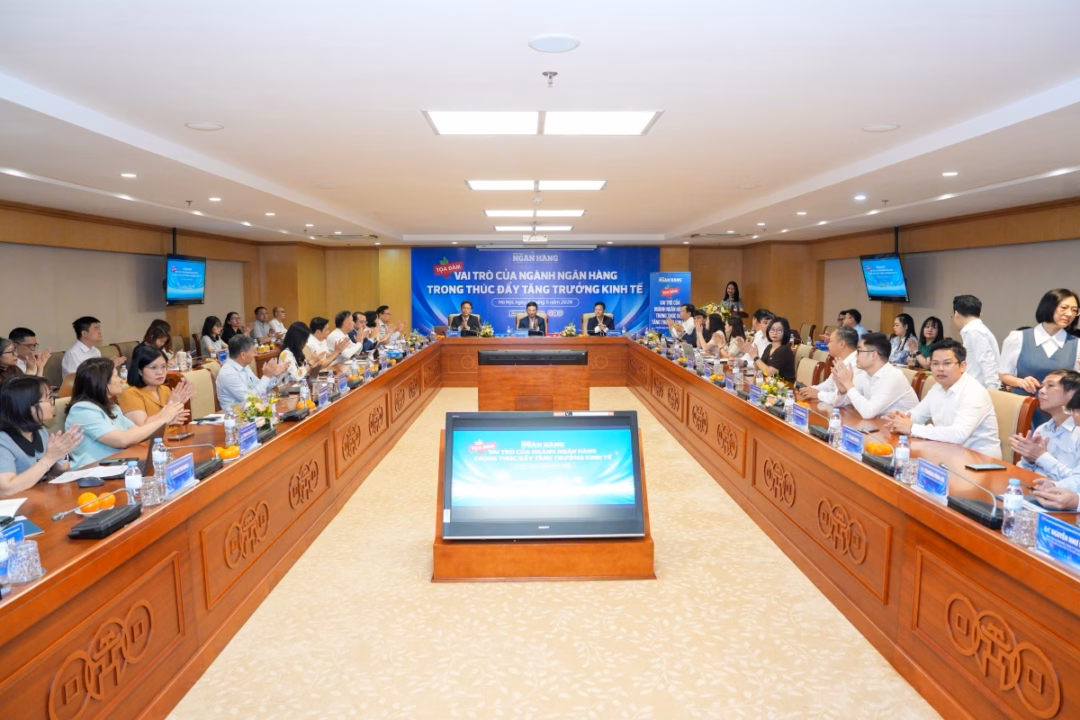 Toàn cảnh Toạ đàm về xây dựng hệ sinh thái tài chính đồng hành cùng doanh nghiệp